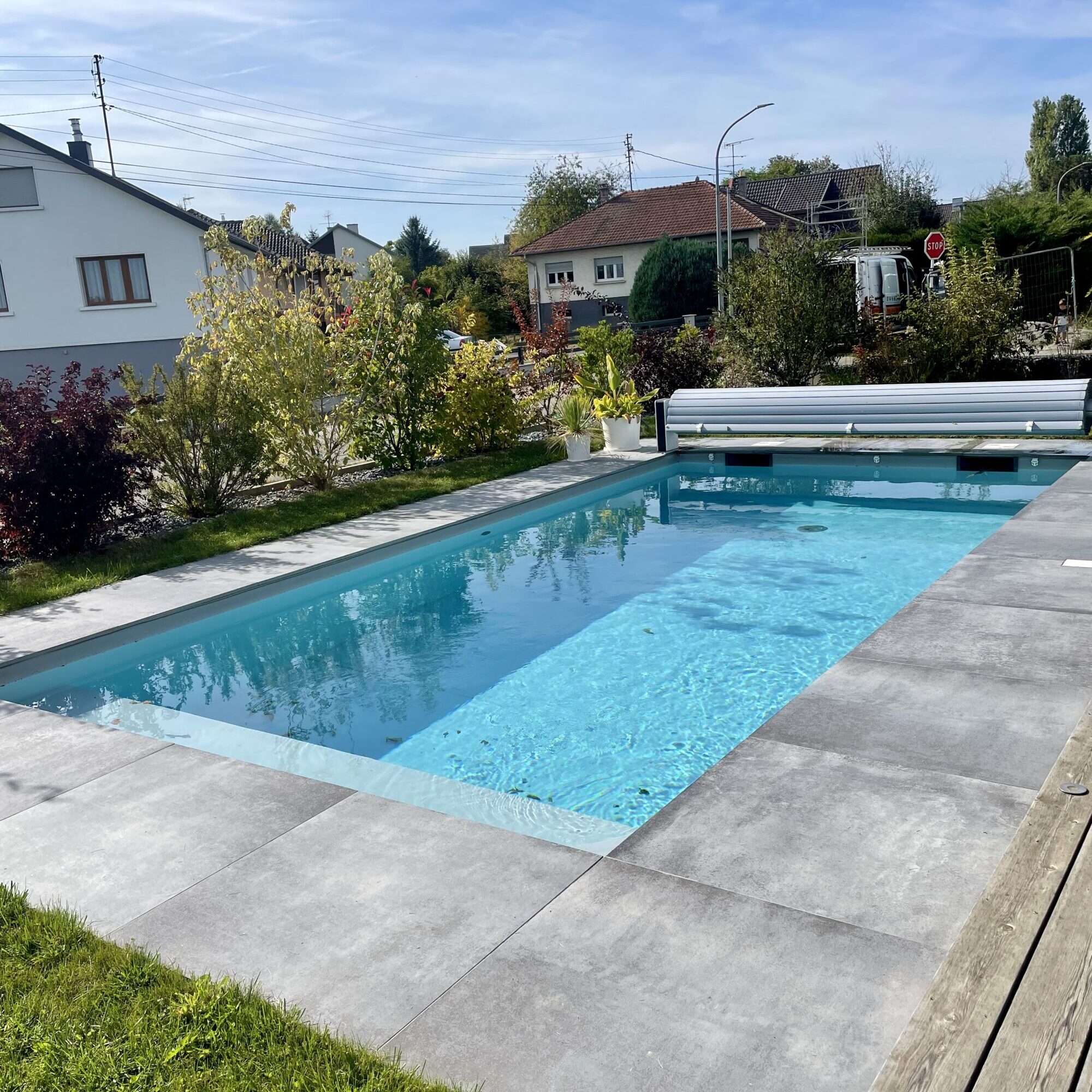 AJ Piscine, notre expertise du PVC armé au service de l&#8217;étanchéité de votre piscine Guebwiller